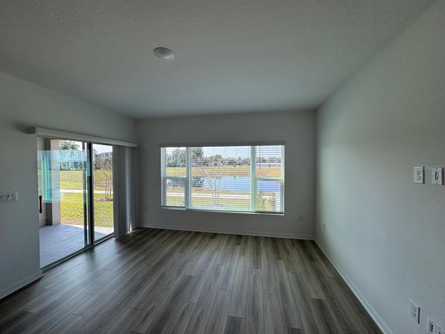 362 THOMPSON VILLAGE AVENUE, Apopka, FL 32703