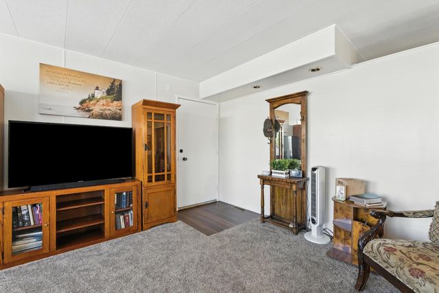 221 W Herndon Avenue # 87, Pinedale, CA 93650