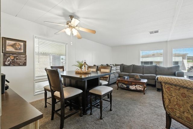 221 W Herndon Avenue # 87, Pinedale, CA 93650