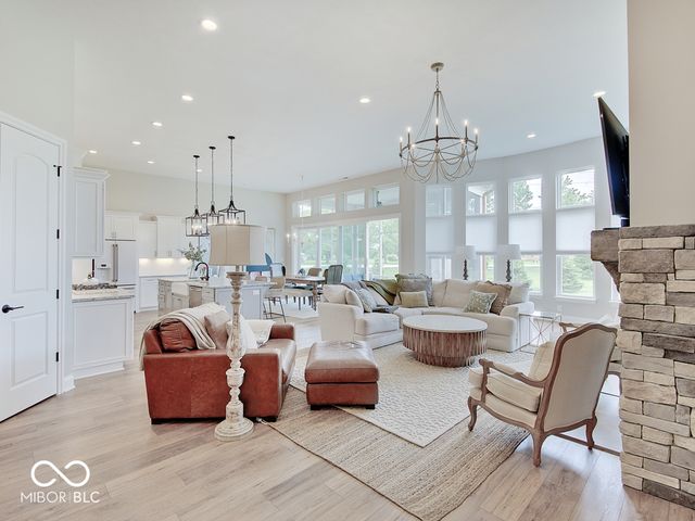 4358 Eagleridge Lane, Zionsville, IN 46077