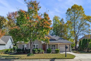 736 Shoals Lake Drive, Fuquay Varina, NC 27526