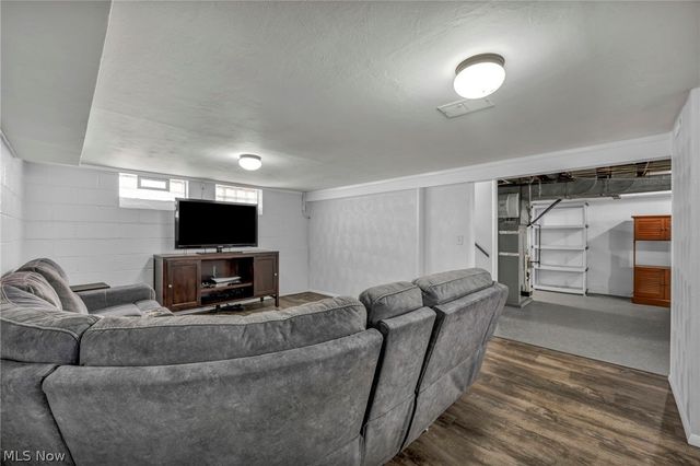 2699 Lincoln Avenue, Parma, OH 44134