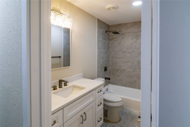 8237 Saint Patrick Street, North Richland Hills, TX 76180