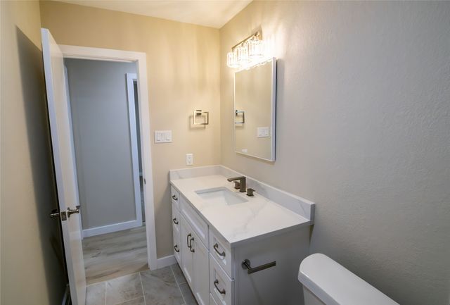 8237 Saint Patrick Street, North Richland Hills, TX 76180