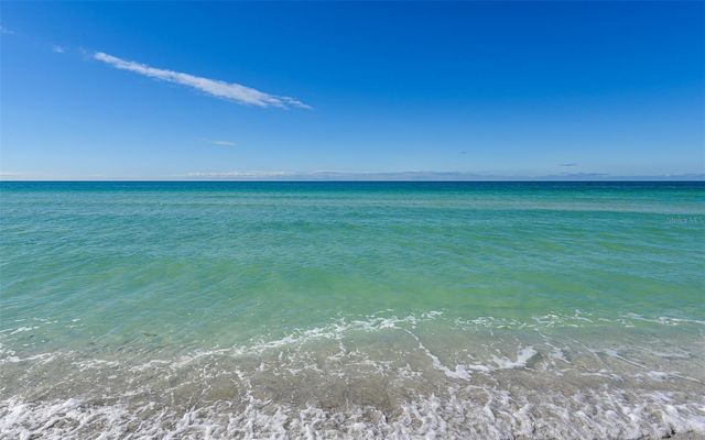 1900 BENJAMIN FRANKLIN DRIVE V11, Sarasota, FL 34236
