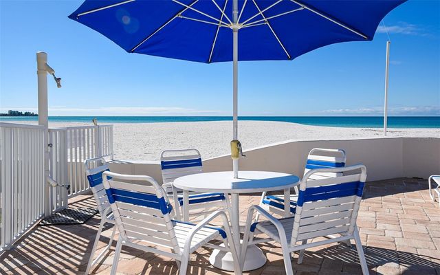 1900 BENJAMIN FRANKLIN DRIVE V11, Sarasota, FL 34236