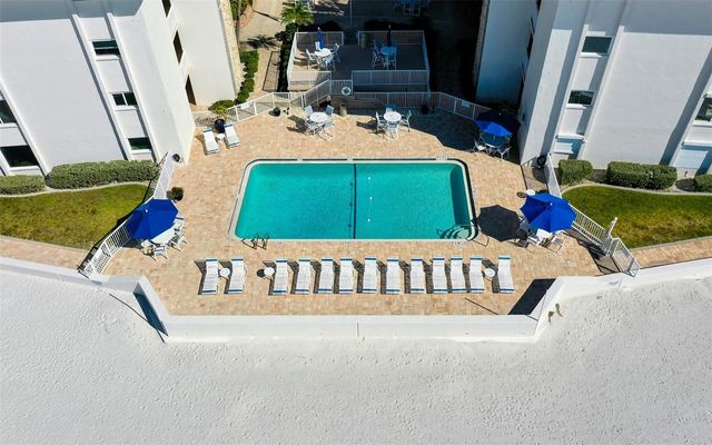 1900 BENJAMIN FRANKLIN DRIVE V11, Sarasota, FL 34236