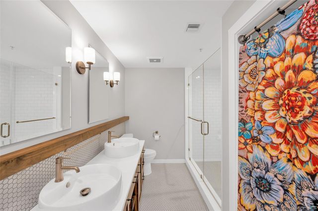 204 Travis Street 4A, Houston, TX 77002