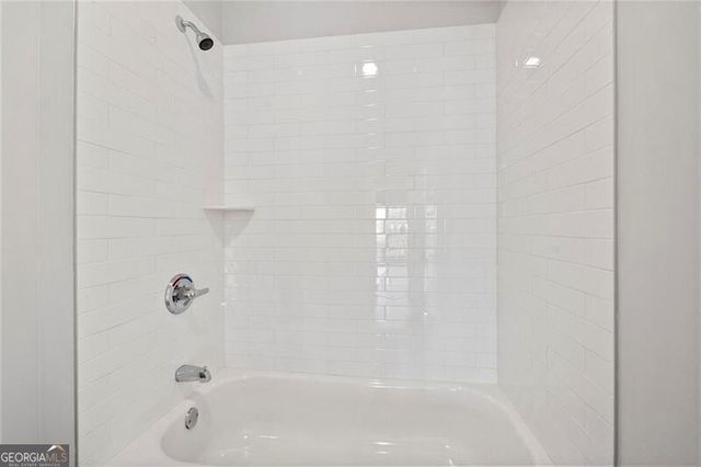 456 Parkway Drive NE 6, Atlanta, GA 30308