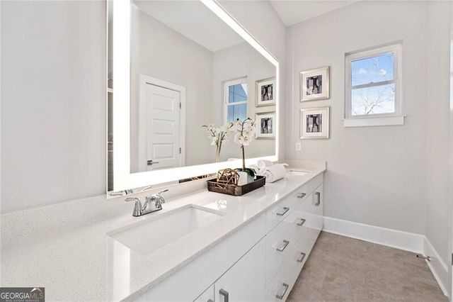 456 Parkway Drive NE 6, Atlanta, GA 30308