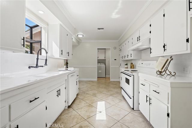 8350 Duarte, San Gabriel, CA 91775