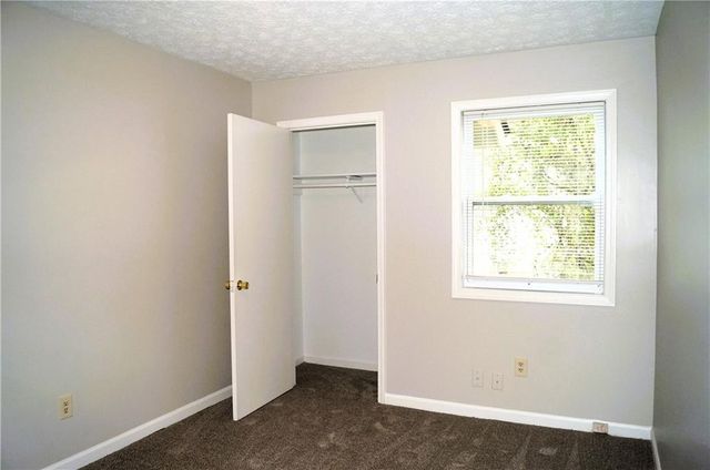 3207 Craven Ridge Drive, Powder Springs, GA 30127