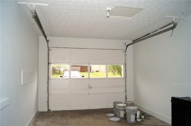 3207 Craven Ridge Drive, Powder Springs, GA 30127