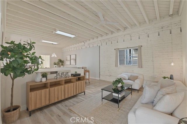 941 W Hawthorn 9, San Diego, CA 92101