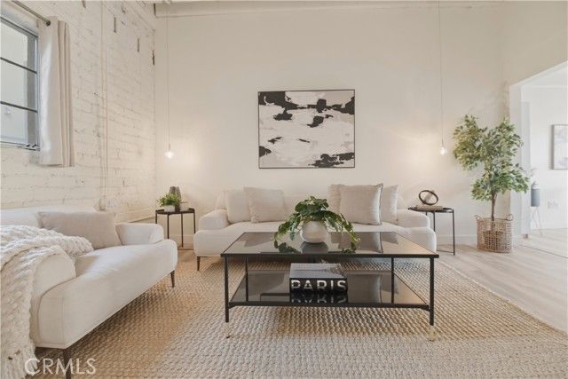 941 W Hawthorn 9, San Diego, CA 92101