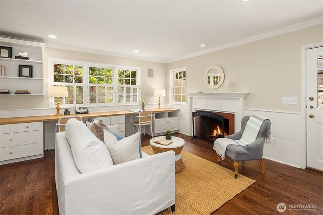 818 E Edgar Street, Seattle, WA 98102