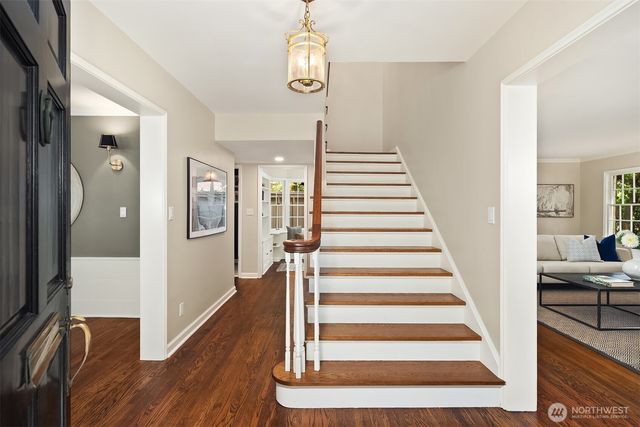 818 E Edgar Street, Seattle, WA 98102