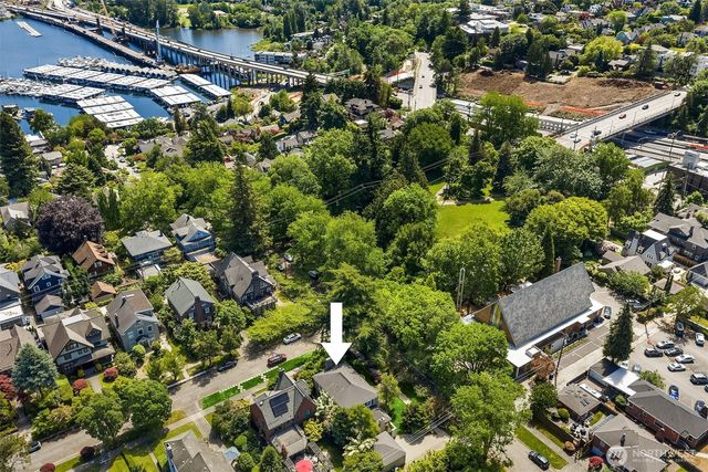 818 E Edgar Street, Seattle, WA 98102