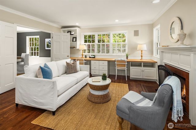 818 E Edgar Street, Seattle, WA 98102