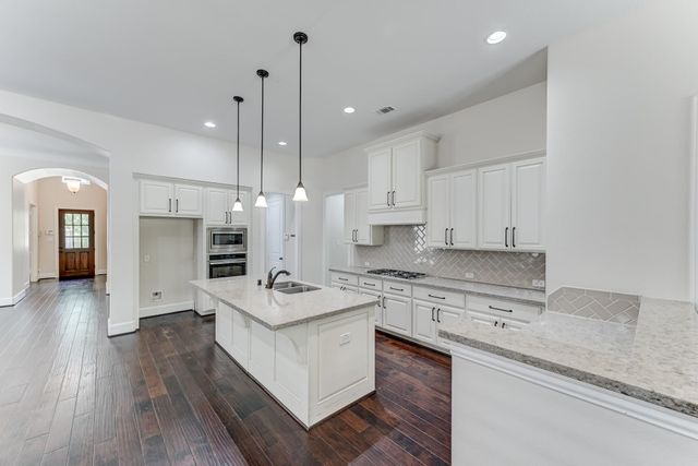 4723 Trickle Creek Court, Fulshear, TX 77441