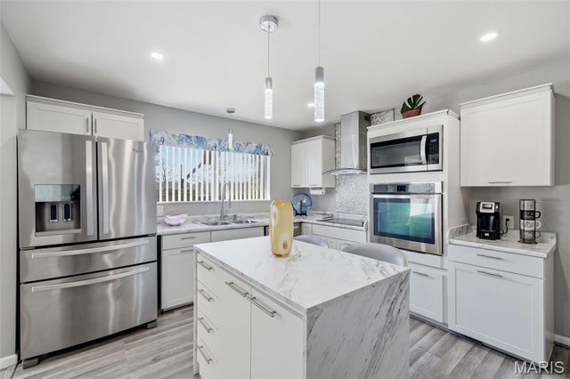 3630 Estates Drive, Florissant, MO 63033