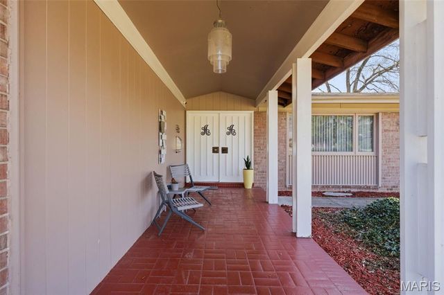 3630 Estates Drive, Florissant, MO 63033