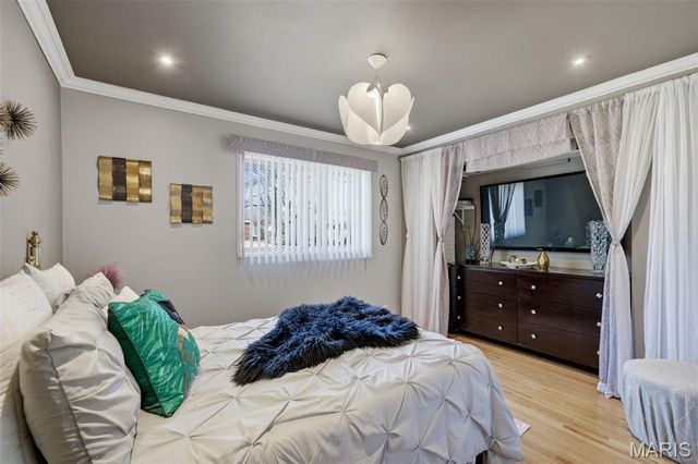 3630 Estates Drive, Florissant, MO 63033