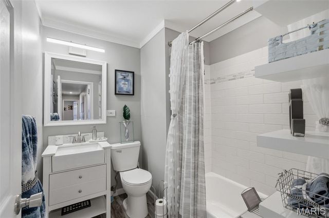 3630 Estates Drive, Florissant, MO 63033