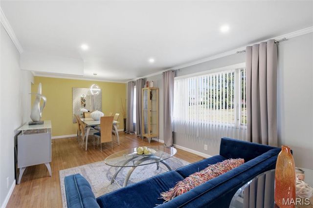 3630 Estates Drive, Florissant, MO 63033