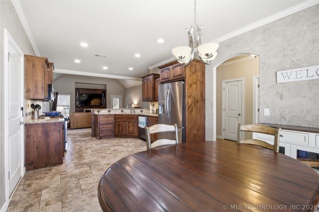 2305 S 17th Street, Broken Arrow, OK 74012