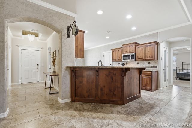 2305 S 17th Street, Broken Arrow, OK 74012