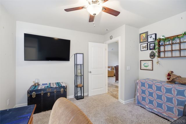 2305 S 17th Street, Broken Arrow, OK 74012