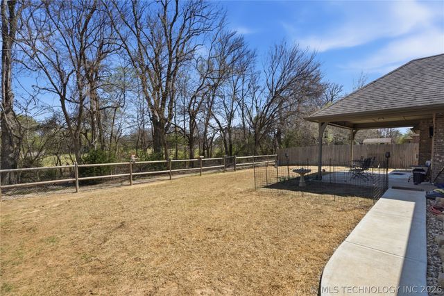 2305 S 17th Street, Broken Arrow, OK 74012