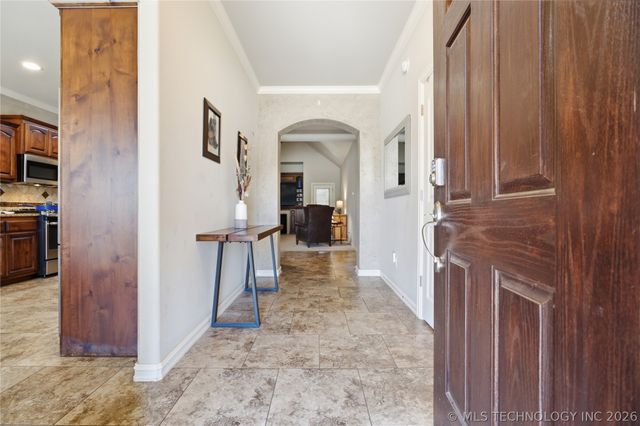 2305 S 17th Street, Broken Arrow, OK 74012