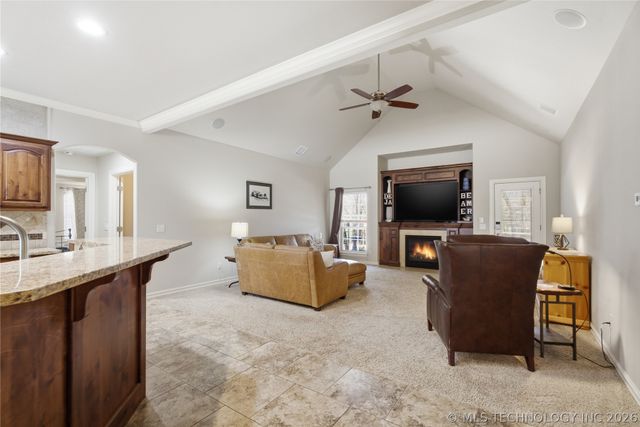 2305 S 17th Street, Broken Arrow, OK 74012