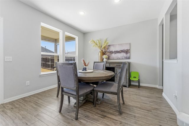 1001 Sweeping Butte Drive, Fort Worth, TX 76052