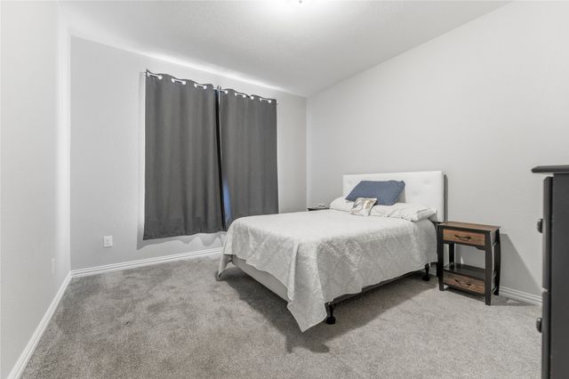 1001 Sweeping Butte Drive, Fort Worth, TX 76052