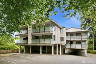 321 Bellevue Way SE #203, Bellevue, WA 98004