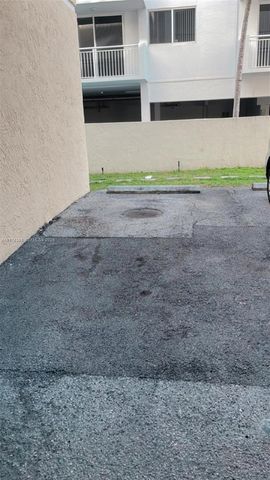 1673 Bay Rd 303, Miami Beach, FL 33139