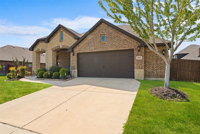 1901 Sunflower Drive, Glenn Heights, TX 75154