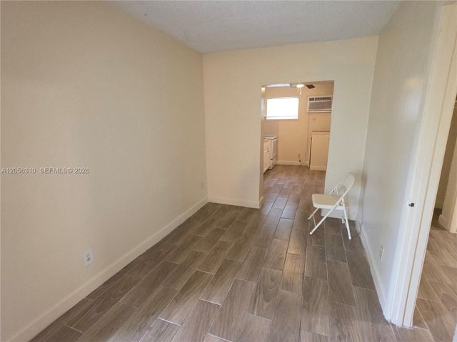2930 NW 8th St, Fort Lauderdale, FL 33311