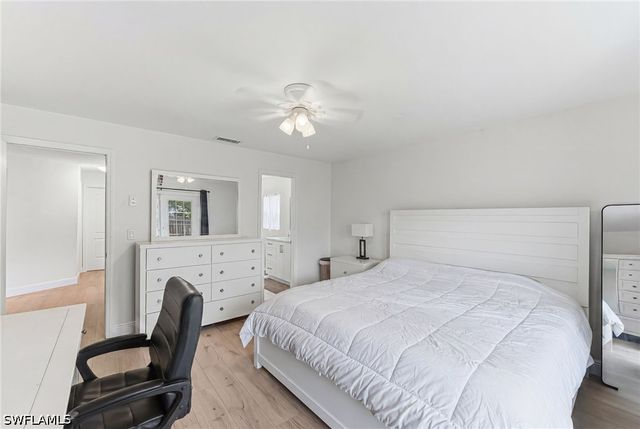 10333 Sandy Hollow LN, Bonita Springs, FL 34135