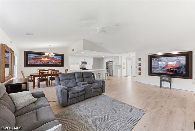 10333 Sandy Hollow LN, Bonita Springs, FL 34135