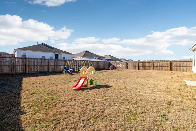 4033 Kings River Trl, Bauxite, AR 72011