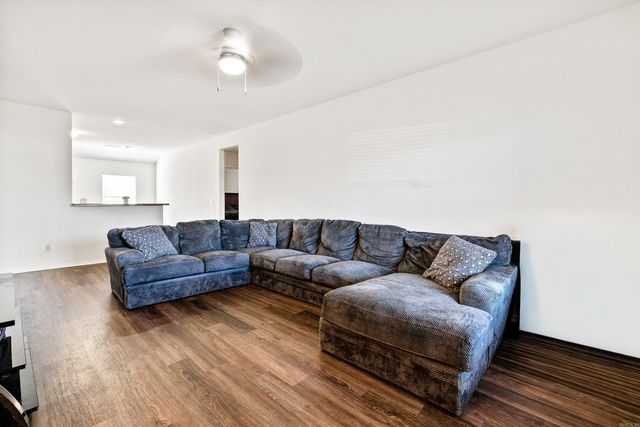 4033 Kings River Trl, Bauxite, AR 72011