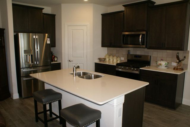 11132 Ranchera Drive, Aubrey, TX 76227