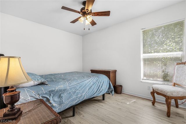 3852 Stabile RD, St James City, FL 33956