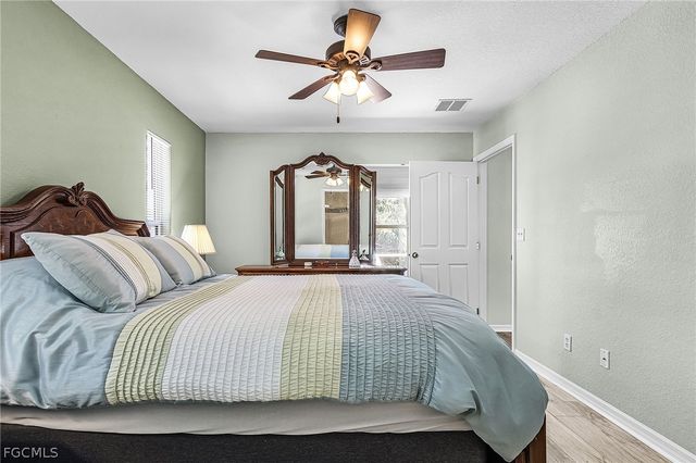 3852 Stabile RD, St James City, FL 33956