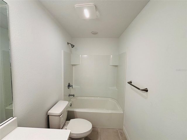 2512 PARAVANE WAY, Wesley Chapel, FL 33543