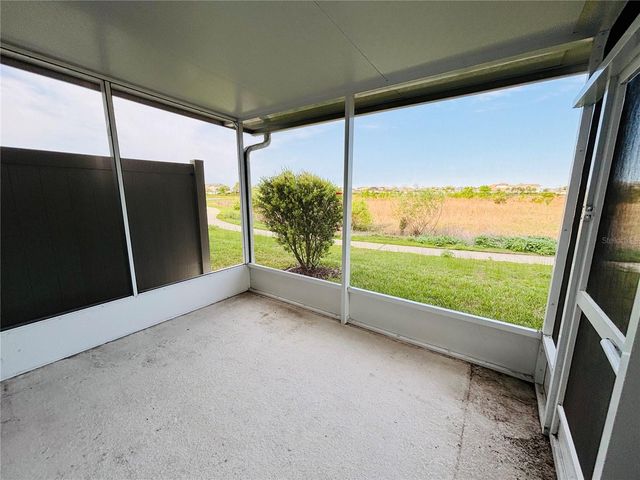 2512 PARAVANE WAY, Wesley Chapel, FL 33543